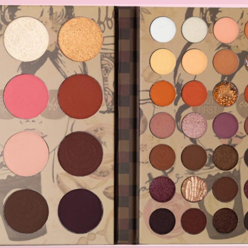 Makeup Palette with Pink, Brown, and Gold Shades